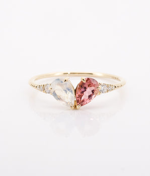 14K Yellow Gold Heart Shaped Ring -  Toi et Moi