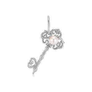 Freshwater Pearl Silver Key Pendant - Wondrous | LOVE BY THE MOON