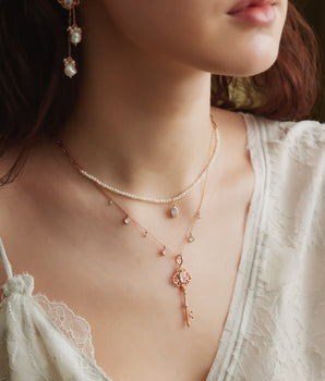 Freshwater Pearl Gold Link Necklace | LOVE BY THE MOON