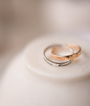 Two-tone Engraved Intercross Ring - Belief | LOVE BY THE MOON