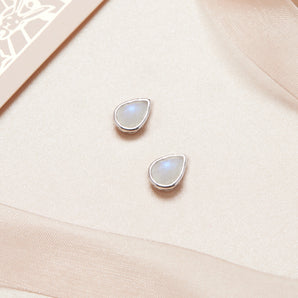 Moonstone Silver Pear-Shaped Earrings - Lindy | LOVE BY THE MOON